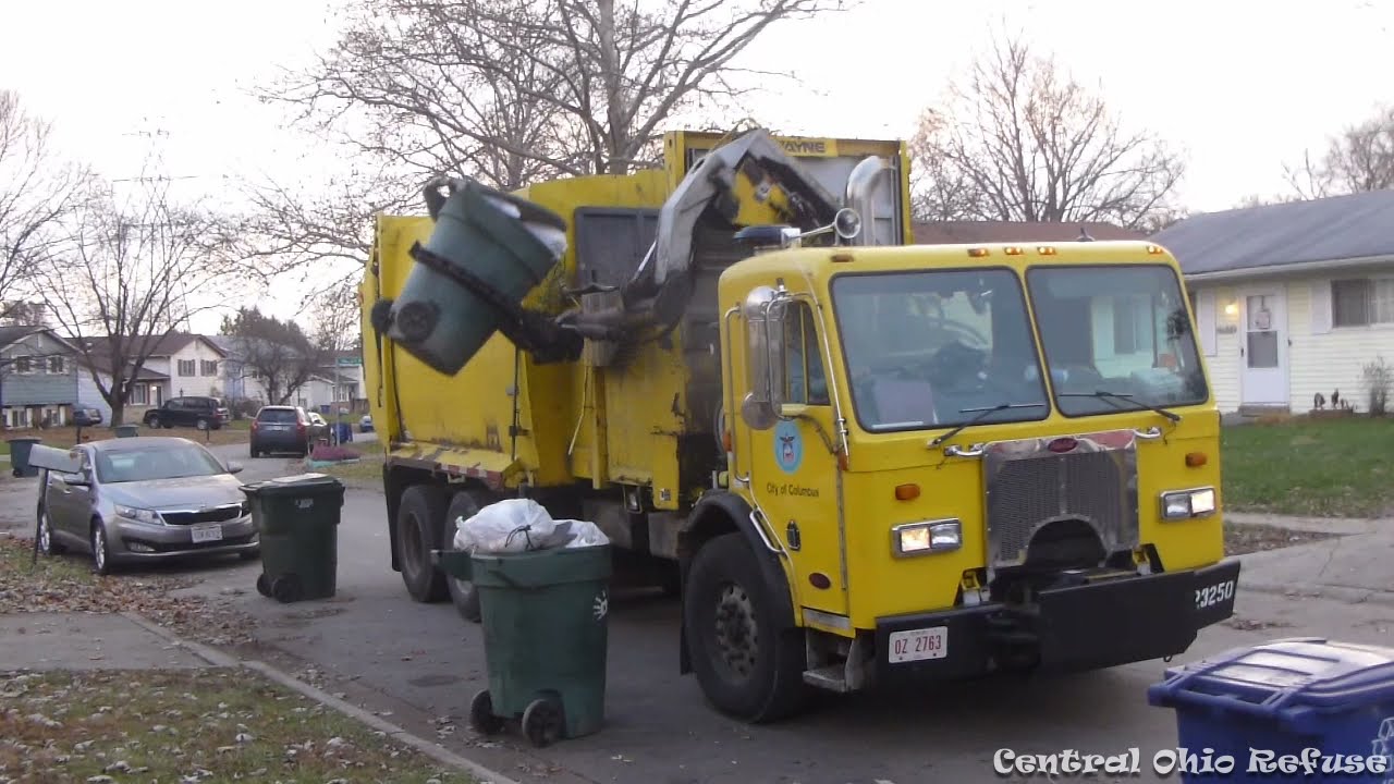 2008 Diesel Curbtender Garbage Truck | City of Columbus, Ohio