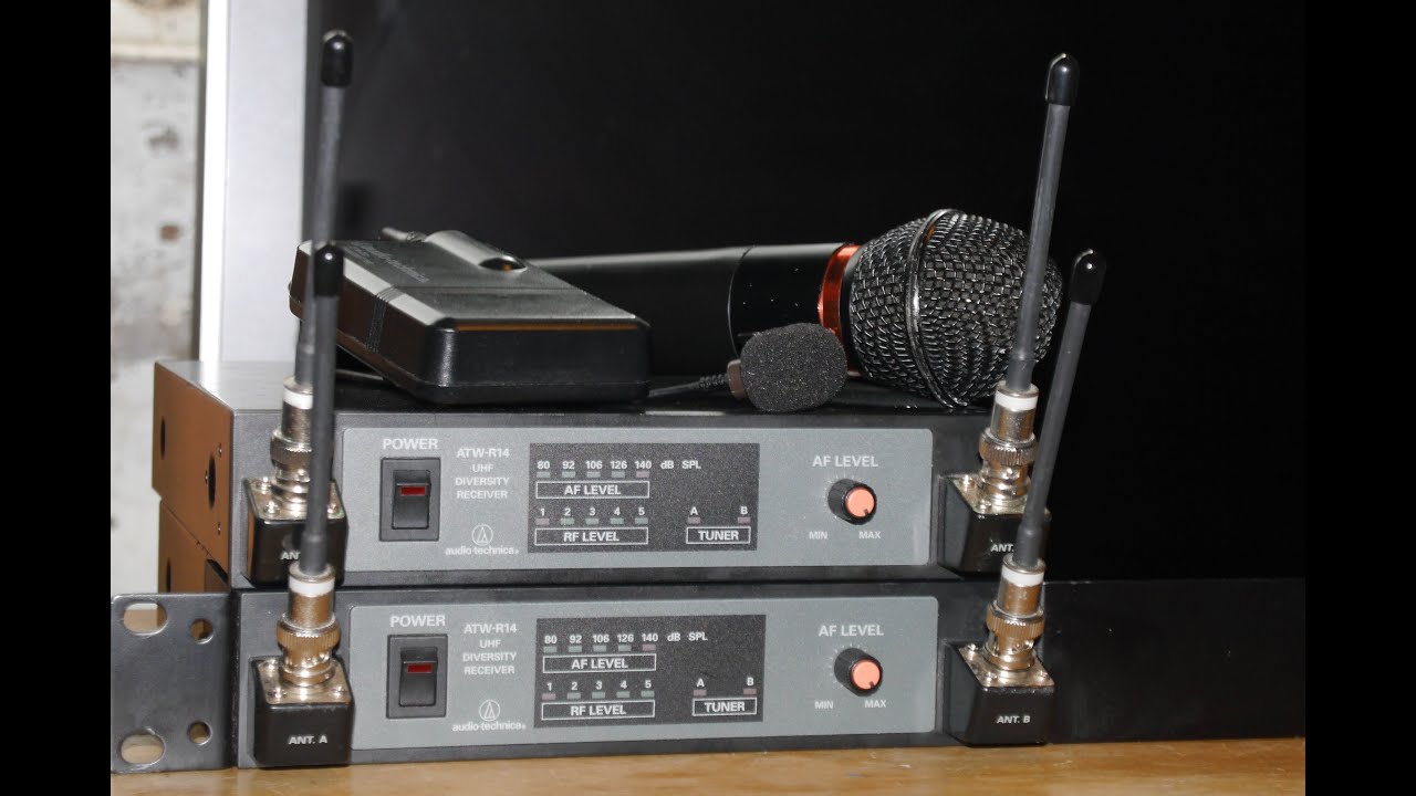 Audio Technica ATW--R14 sound test hand mic and propel mic