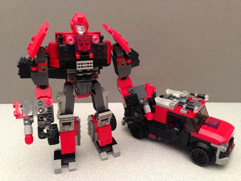 KRE-O IRONHIDE AUTOBOT ASSAULT DEVASTATOR TOYS R US EXCLUSIVE BUILD PLAYSET REVIEW