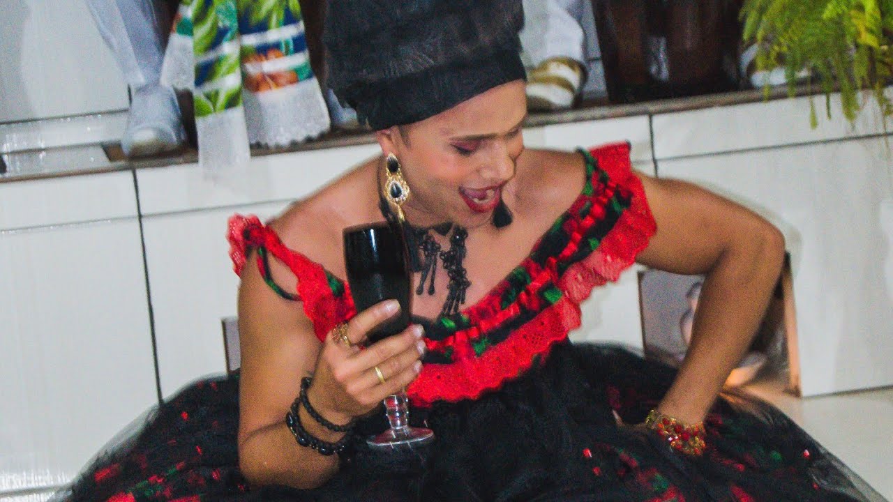 Dama da noite- N'zó Menhã Ia Telekompenso