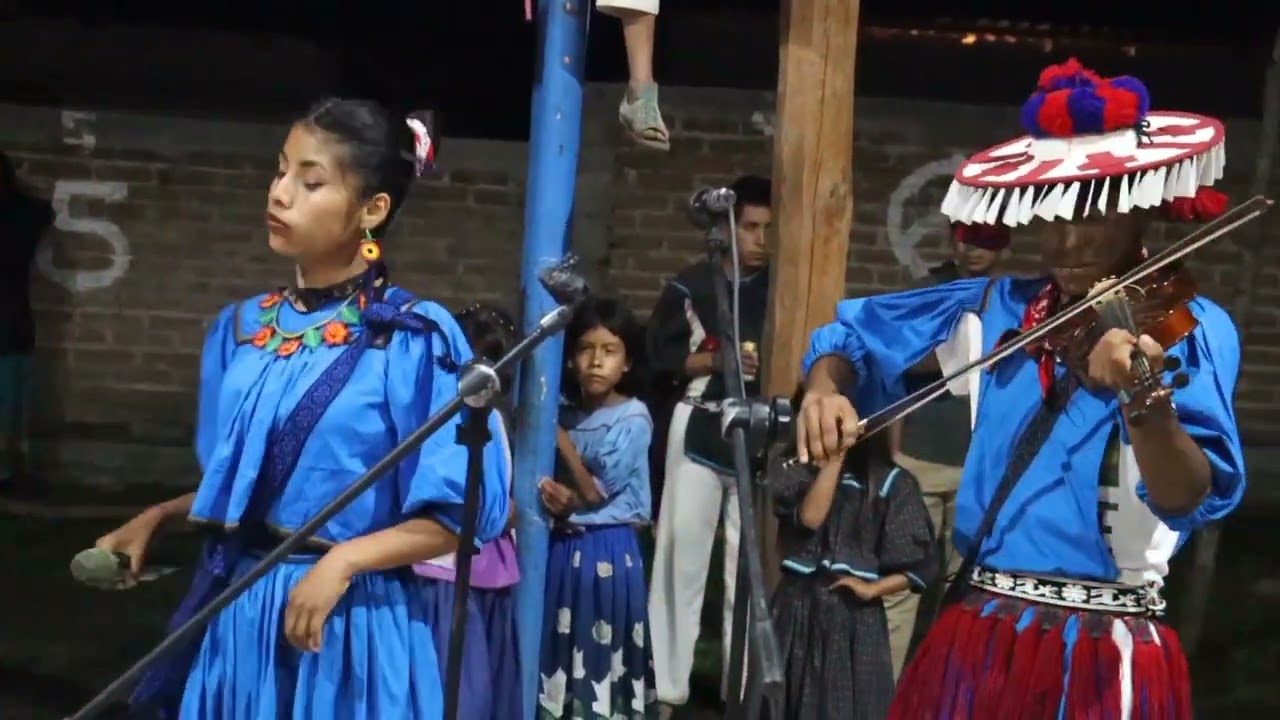 Auténticos Wixárika Graduación Benito Juárez Nueva Colonia 2023
