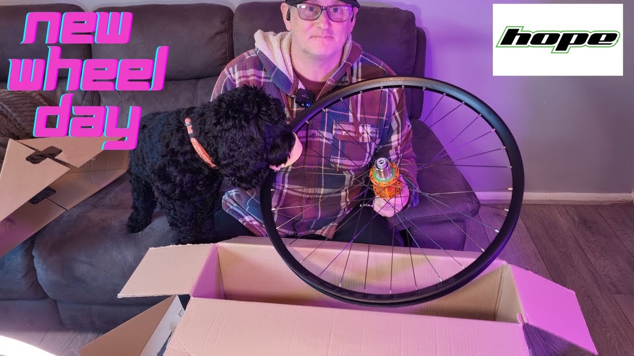 HOPE Fortus 30 rim built on our bulletproof Pro 4 Hubs