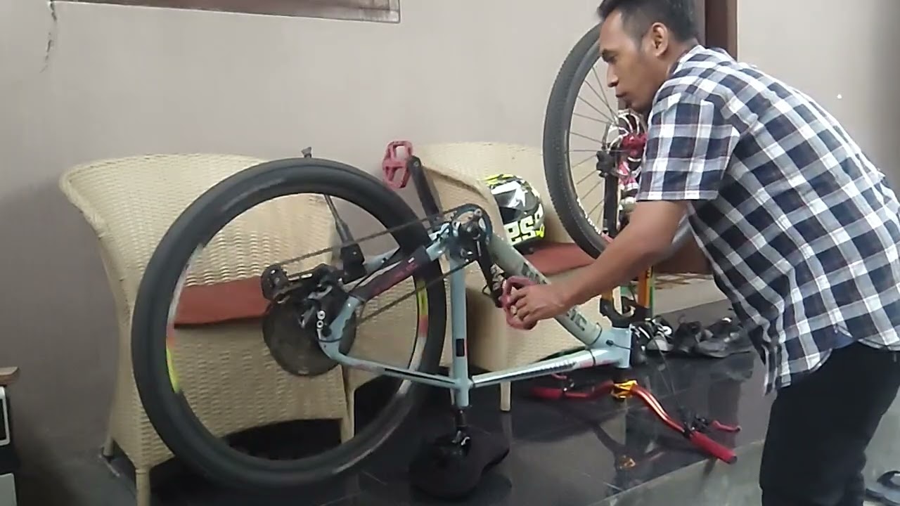 Perbandingan putaran freehub Nautilus Rakac dan Raze