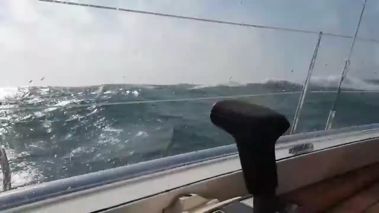 Trintella 47 in heavy weather in Skagerak 276154233 274077124892145 7368031103217992171 n Slomo