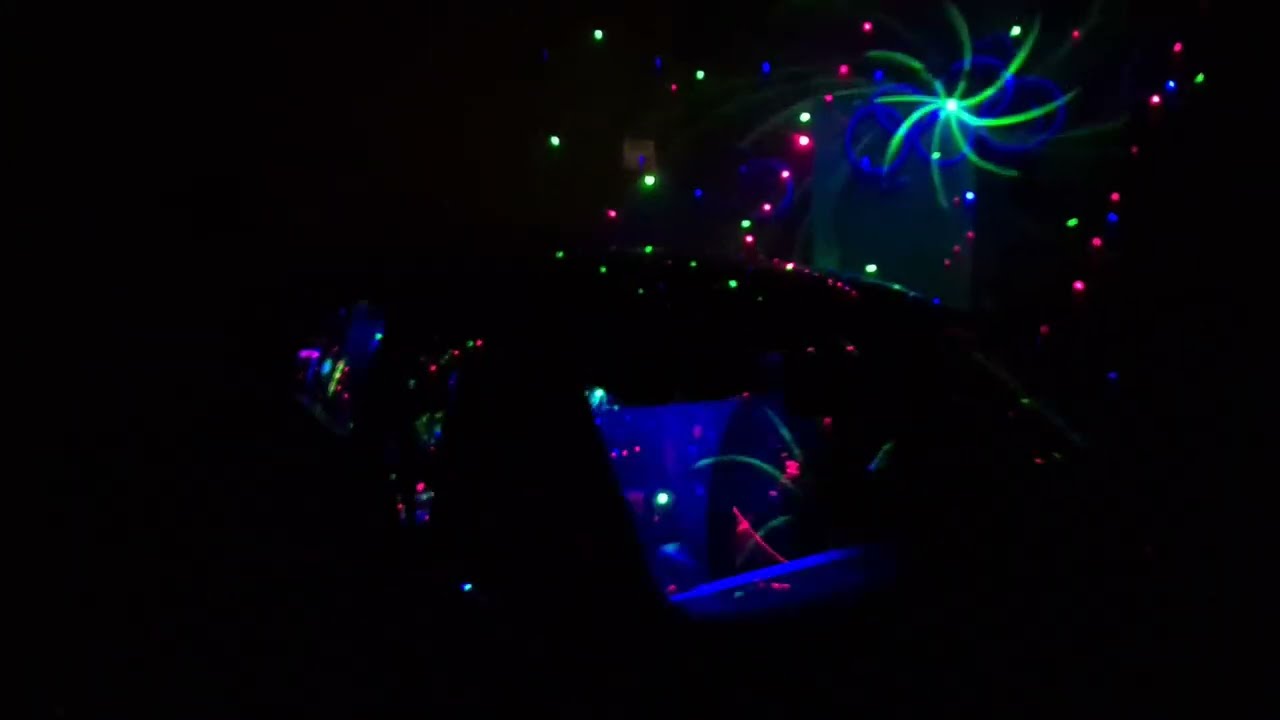 BMW e36 M3 Infinity II - DJ Chipstyler - Community Rave