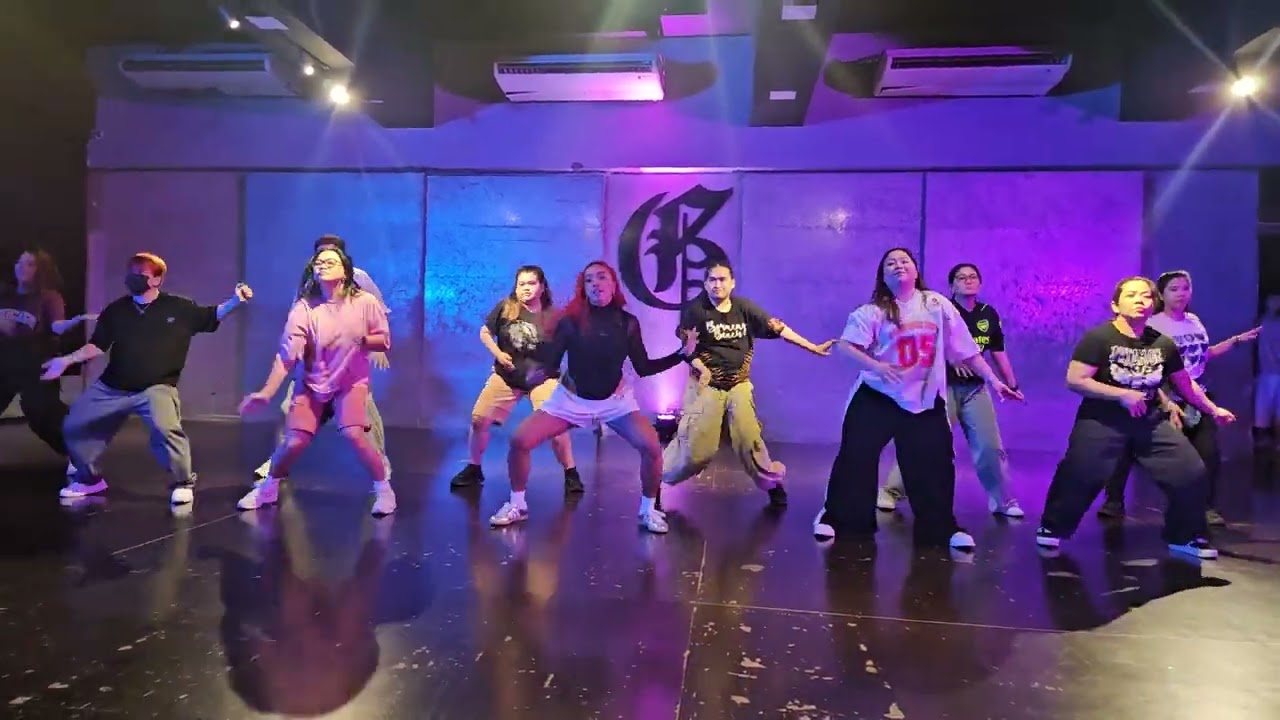 Gforce dance center DH with teacher gelai