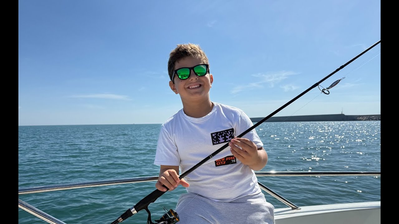¡Increíble jornada pescando SERVIOLAS GIGANTES en Valencia! No creerás lo que salió del agua…