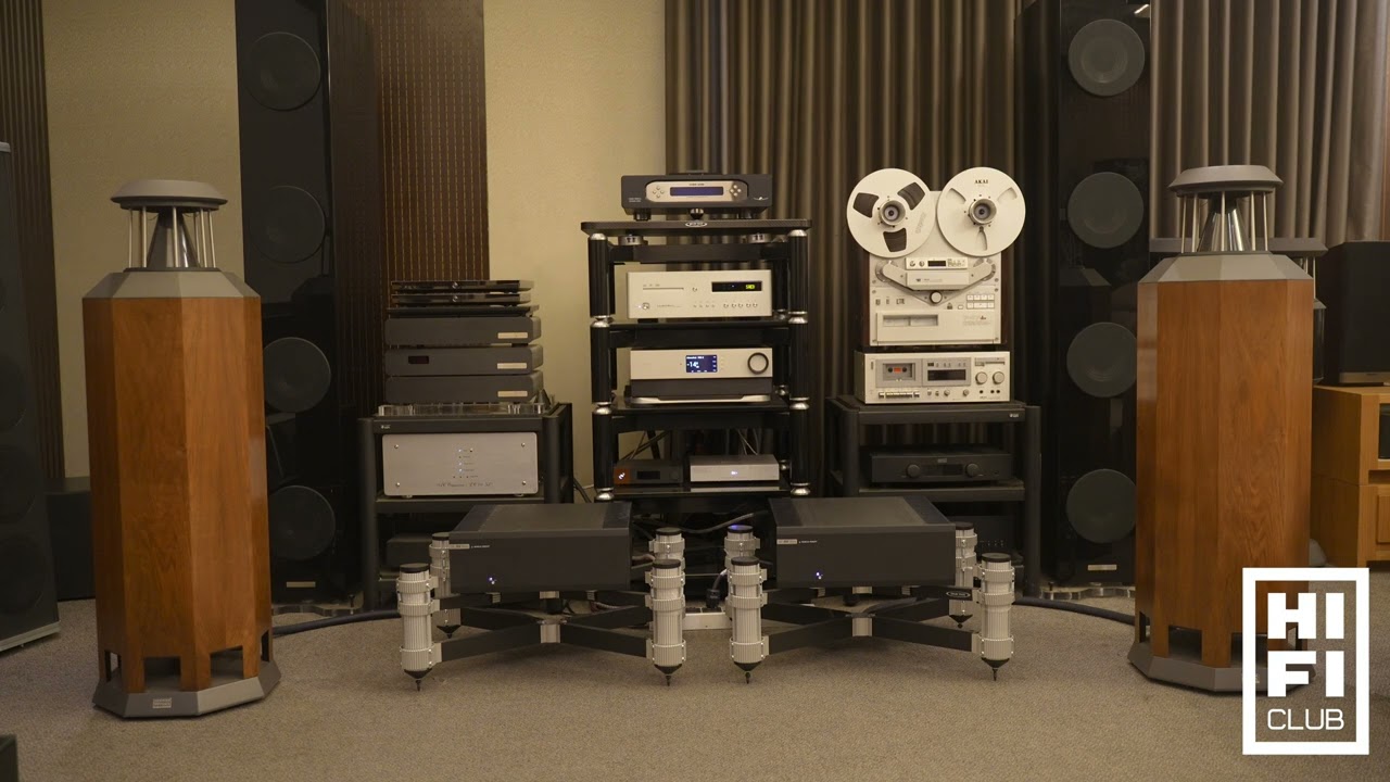 Caixas German Physiks Bordeland Carbon IV no showroom da HiFiClub.