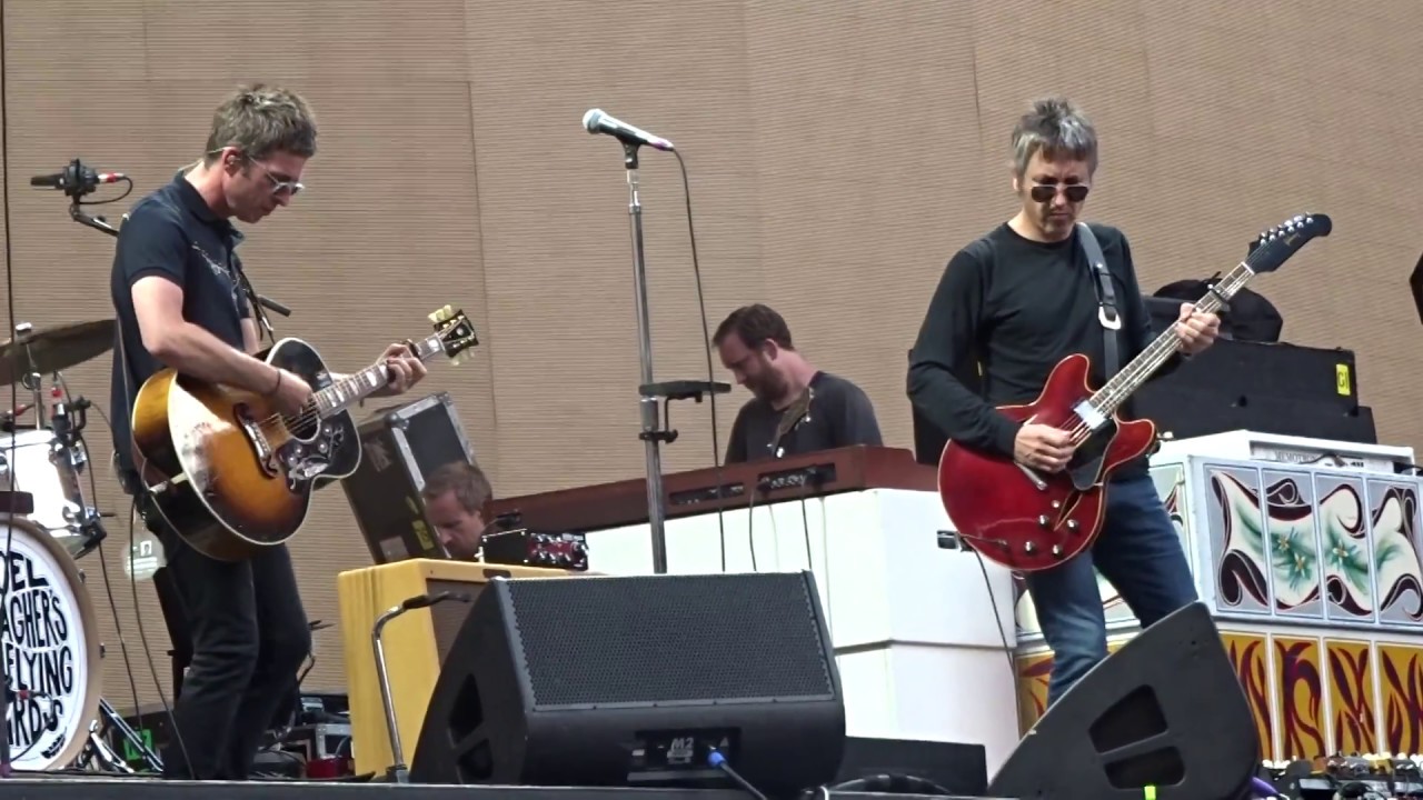 Noel Gallagher's High Flying Birds - Champagne Supernova Gem Solo - London 09/07/2017
