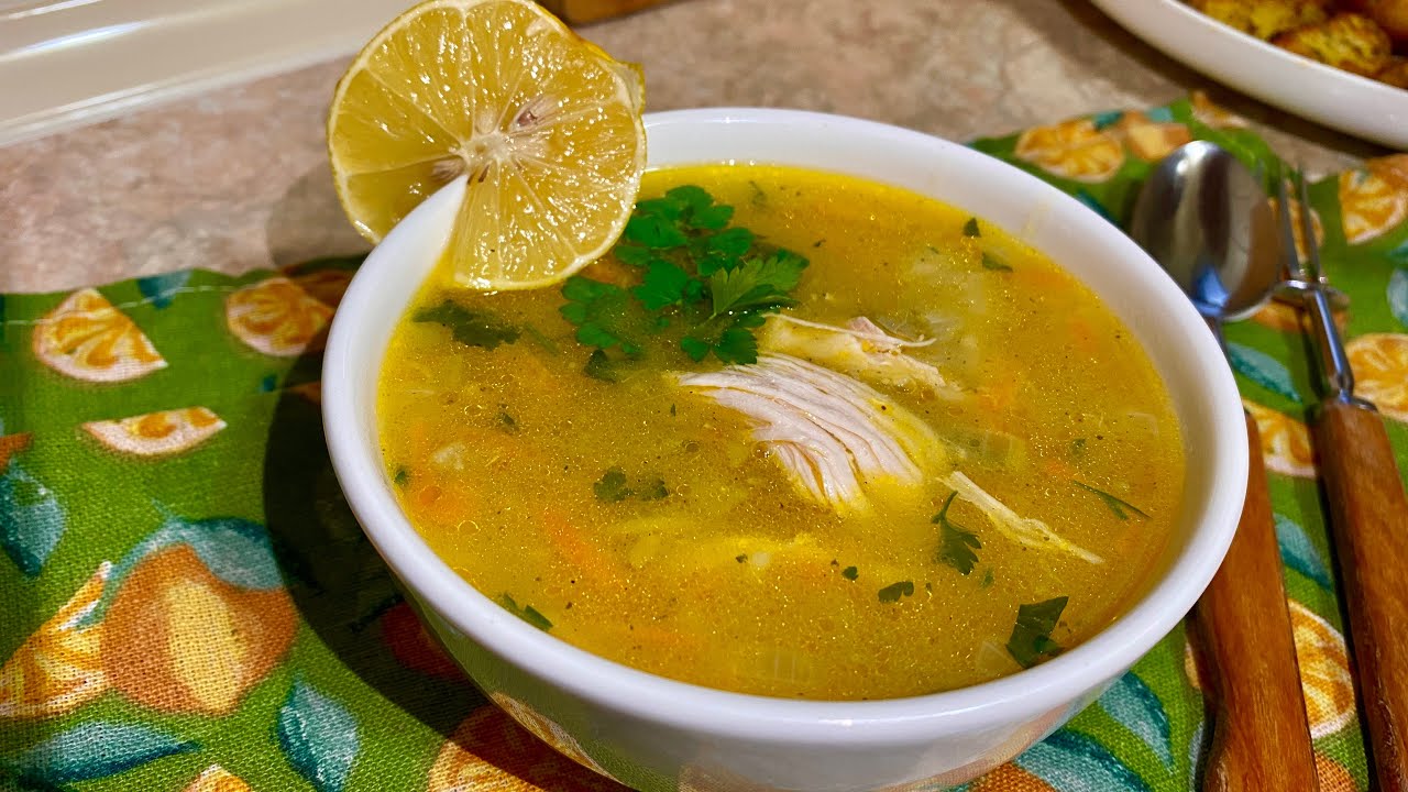 Supe e shishme me gjokse pule per stinen e dimrit!Delicious soup with chicken meat!!