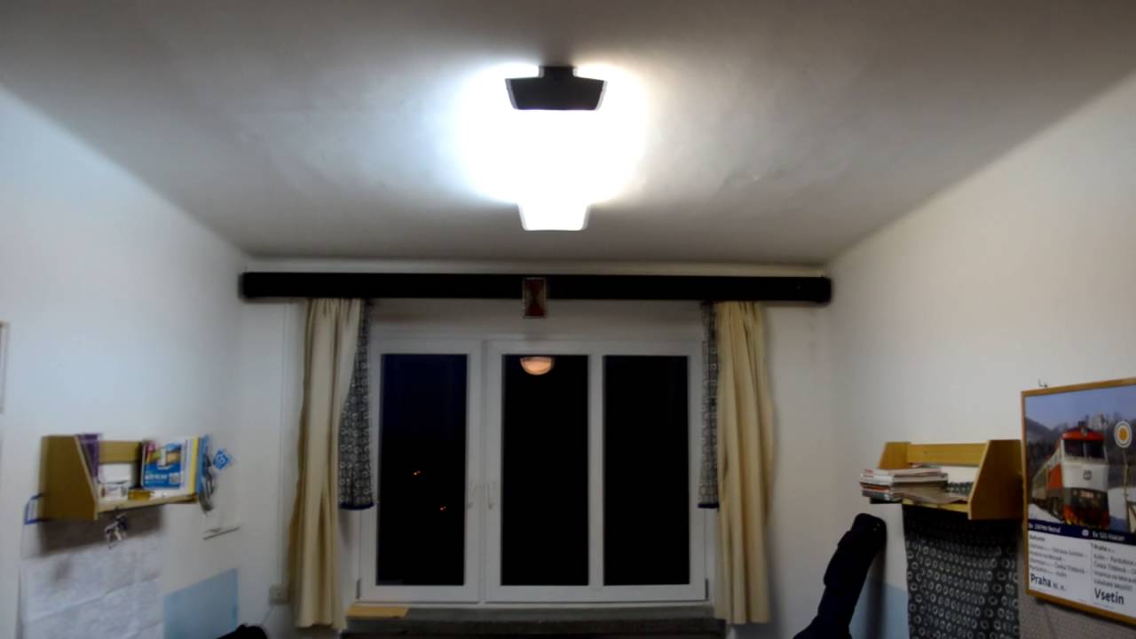 Zářivka se zvukem lokomotivy 363 ''ESO''