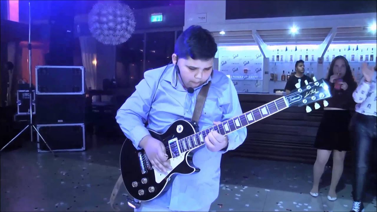 Gary Moore - Parisienne Walkways guitar cover