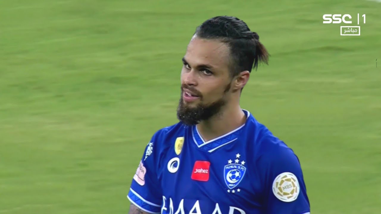 عندما أراد الاتحاد التتويج بالدوري من امام الهلال !🔥