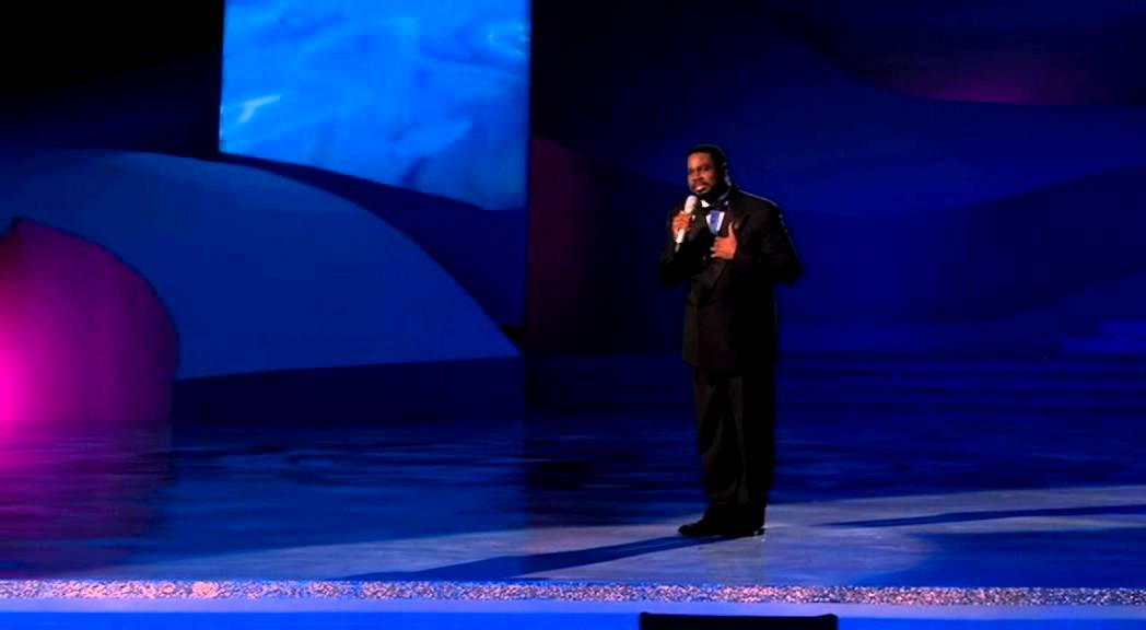 Rodrick Dixon Performance on Miss World 2012 .mov