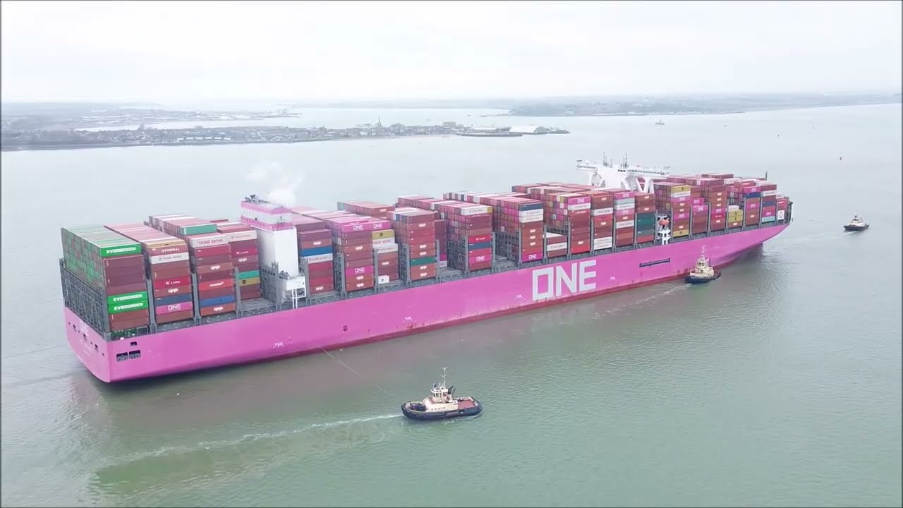 ONE Infinity inbound for Felixstowe Berth 9.    Four Svitzer tugs assist.   12th February 2026