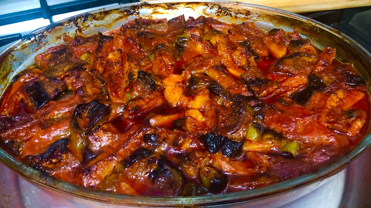 مسقعة بدون قلي وطعمها  روعة من مطبخ.   ( أم مرام ) سوسو