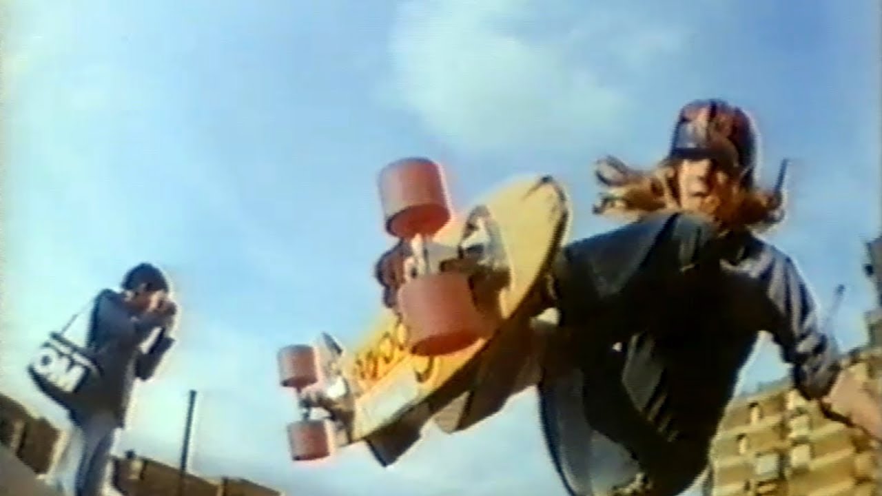 1970s skateboarding London-style. Hot Wheels (dir. Richard Gayer, 1978). Extracts.