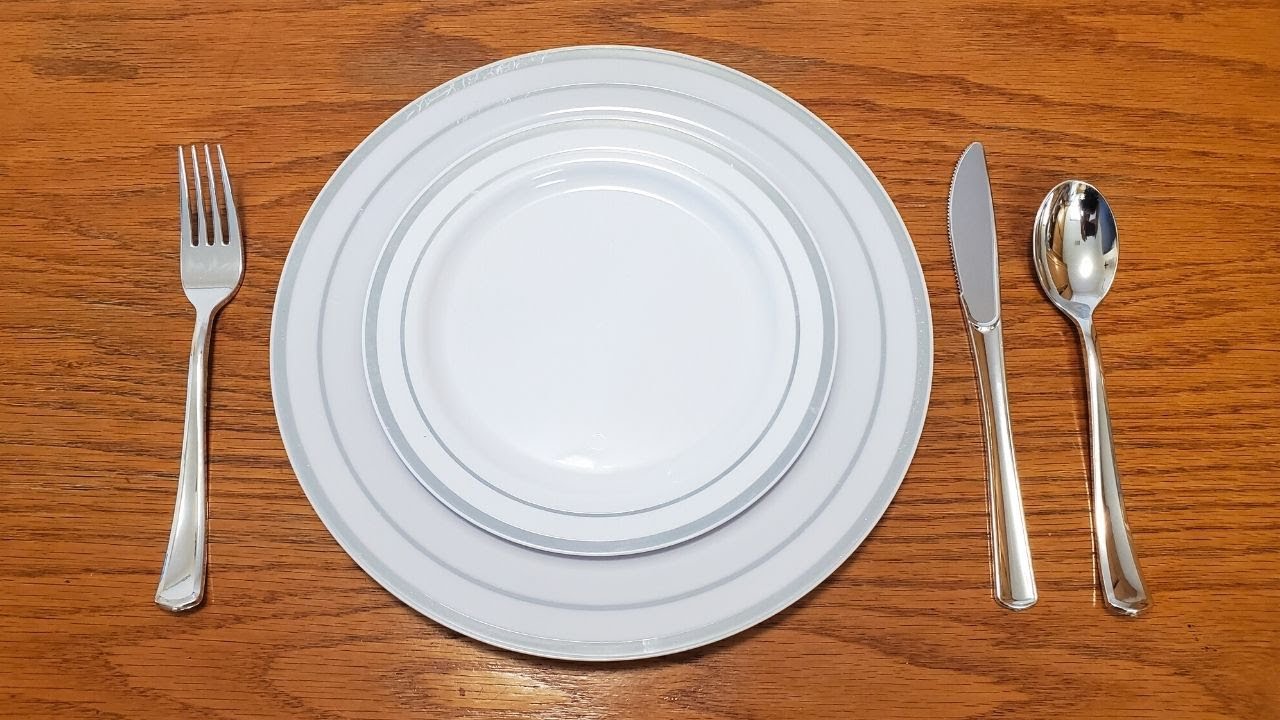 Disposable Plates - Backyard Wedding and Parties