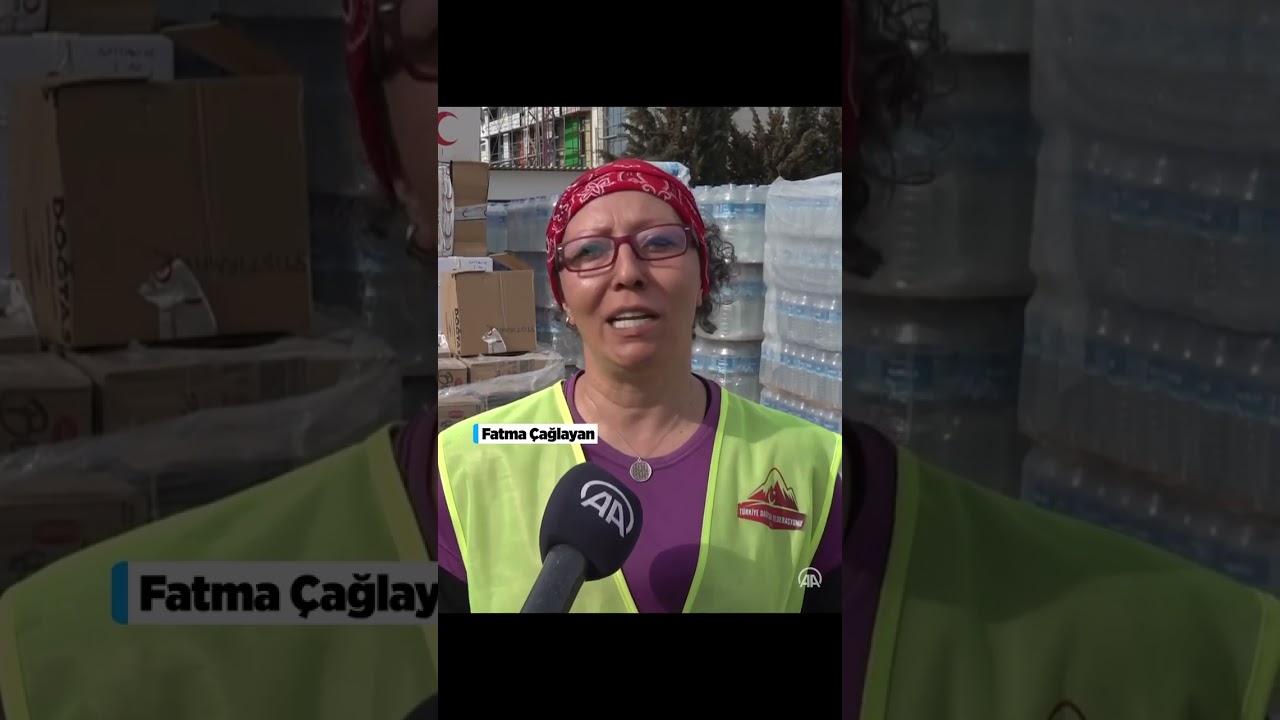 Enkazdan can kurtaran dağcı kadınlar depremzedelerin yaralarını sarıyor
