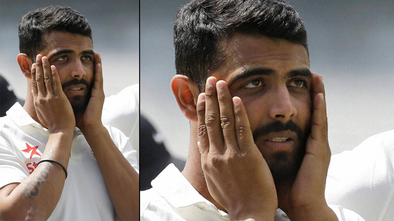 Ravindra Jadeja slapped with $300 fine for clicking selfie with lions | Oneindia News