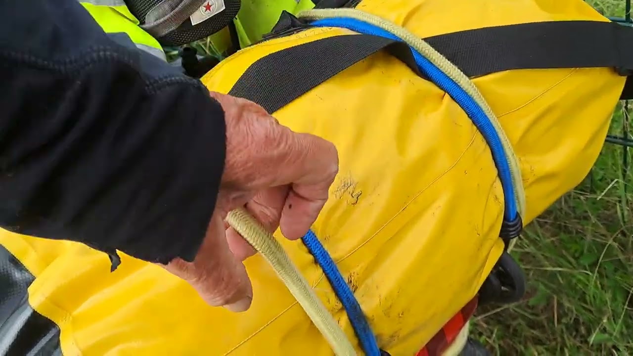 Как закрепить сумку на задней части велосипеда Brompton G line