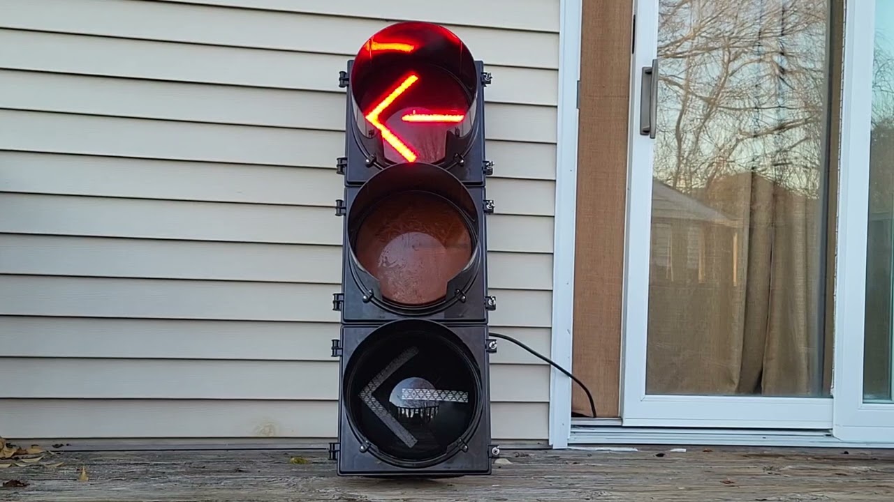 3-section Flashing Yellow Left Turn Arrow Signal with Bi-modal Arrow.