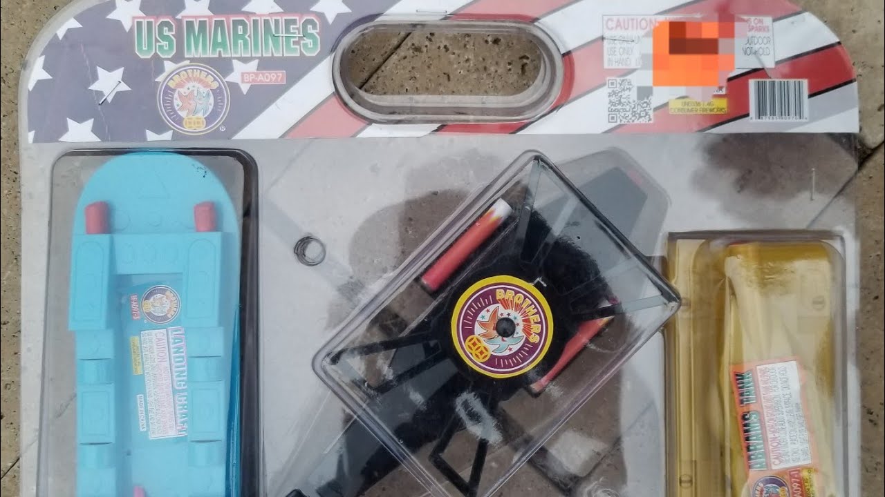 MARNIE'S TANK / BOAT / HELICOPTER NOVELTY FIREWORKS