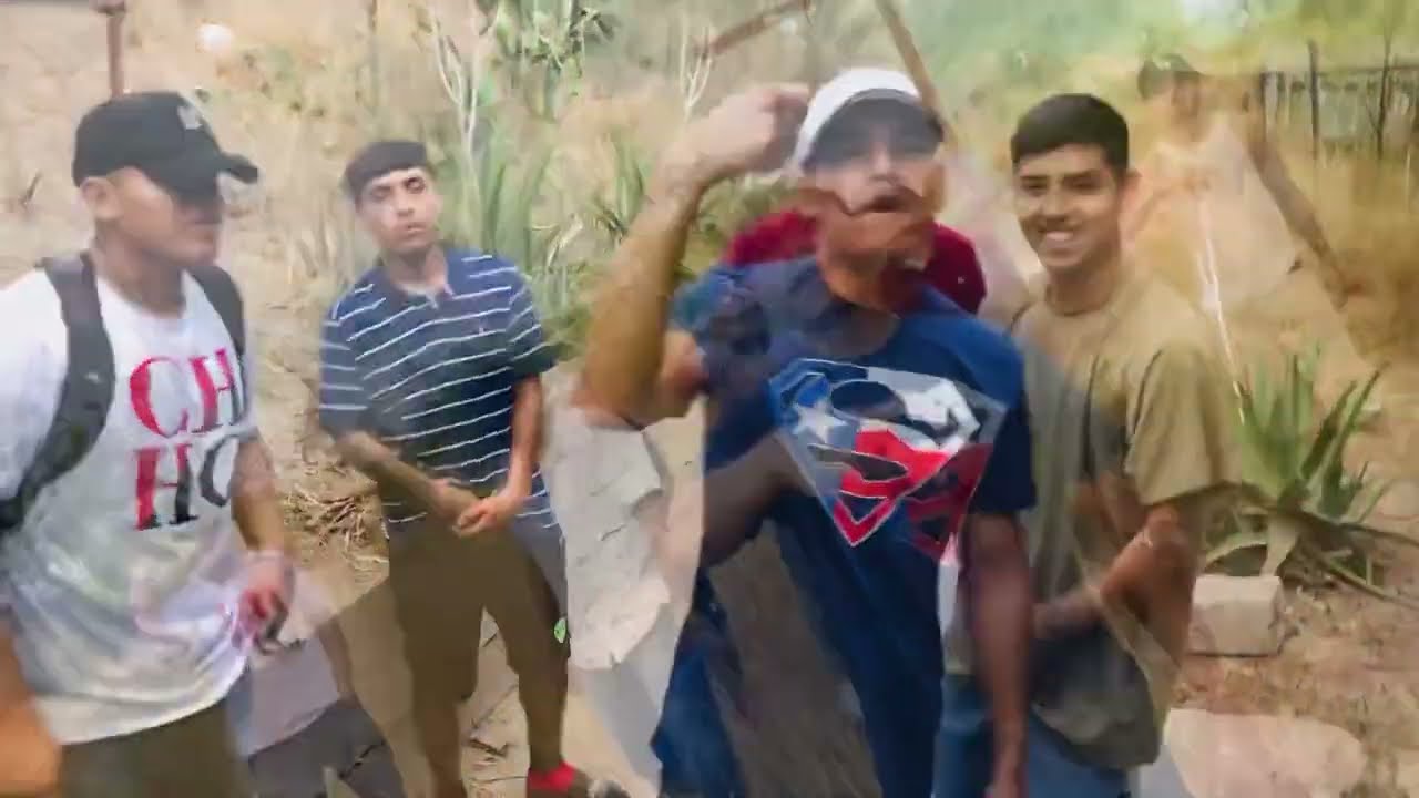ANDO AL MILLÓN FT ATIRUS & POLO.(VIDEOOFICIAL)