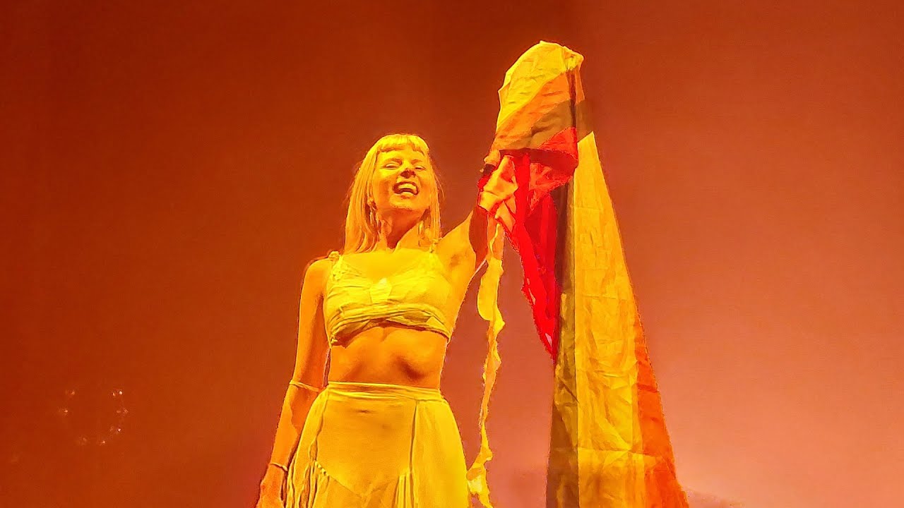 Aurora // Live Compilation // L'Olympia, Paris // 2024.09.30