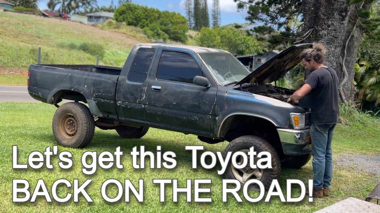 This Toyota Pickup Was Completely Dead… So I Rebuilt It in My Backyard
