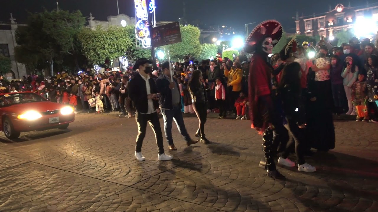 asi se vivo el *DESFILE DE DIA DE MUERTOS EN TOLUCA