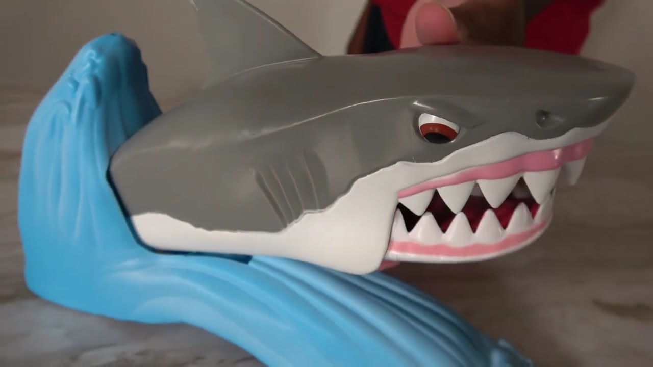 Can You Beat the Bite of Giant Chomping Shark