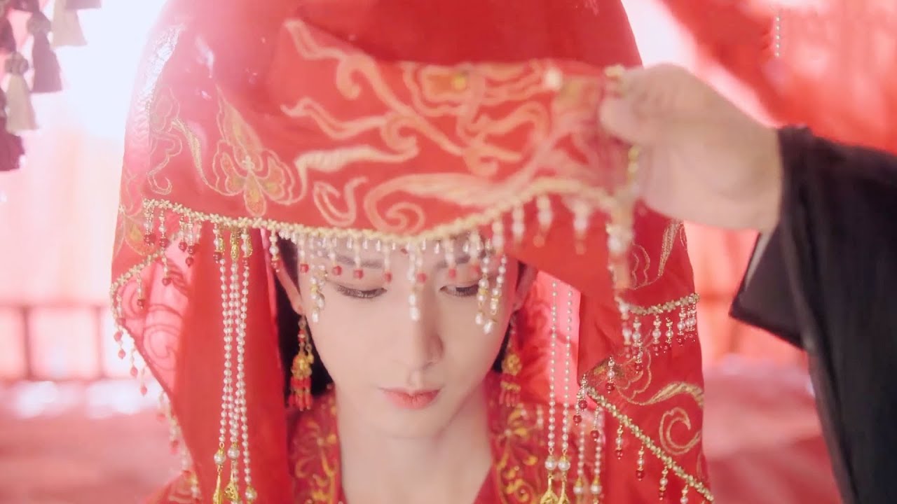 帝君男扮女裝嫁給貓妖，新娘裝扮竟然比顏淡還要漂亮 ！ | 沉香如屑  Immortal Samsara #楊紫 #成毅
