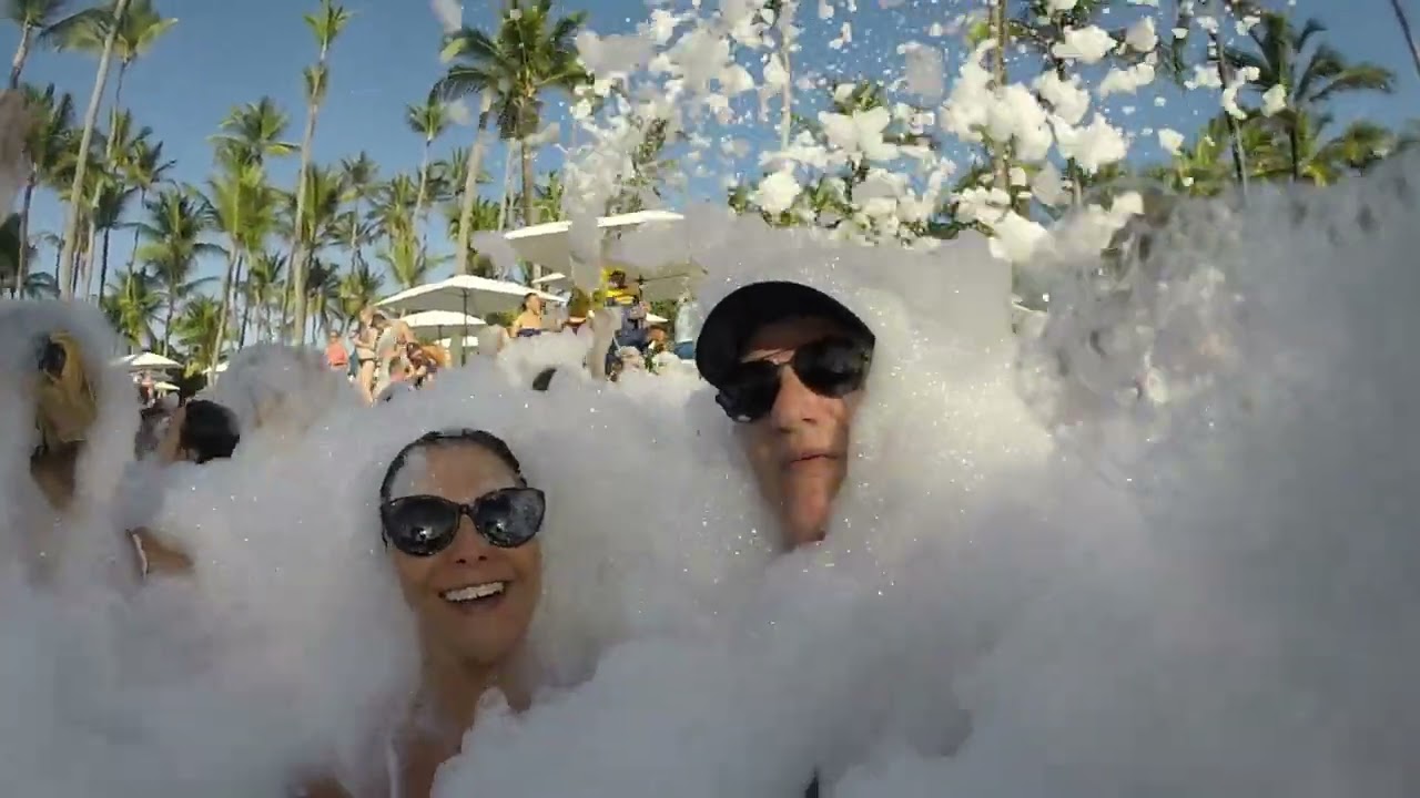 Festa na Piscina do Hotel Bavaro Princess - Punta Cana