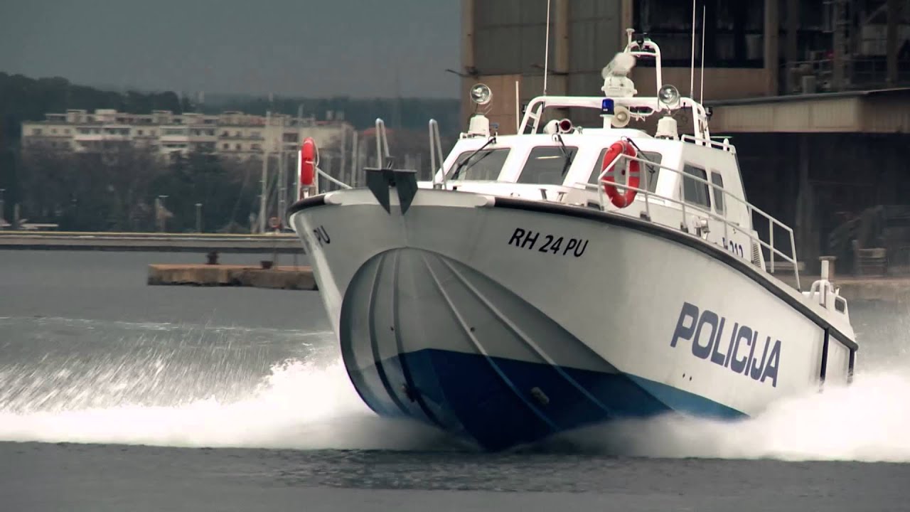 Policijski brod 14m