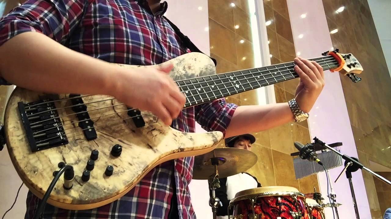worship Bass 