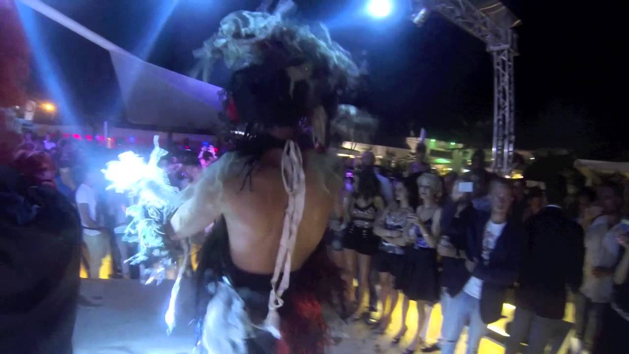 |BUSSOLA| LA TROYA IBIZA - FERRAGOSTO NIGHT 2013