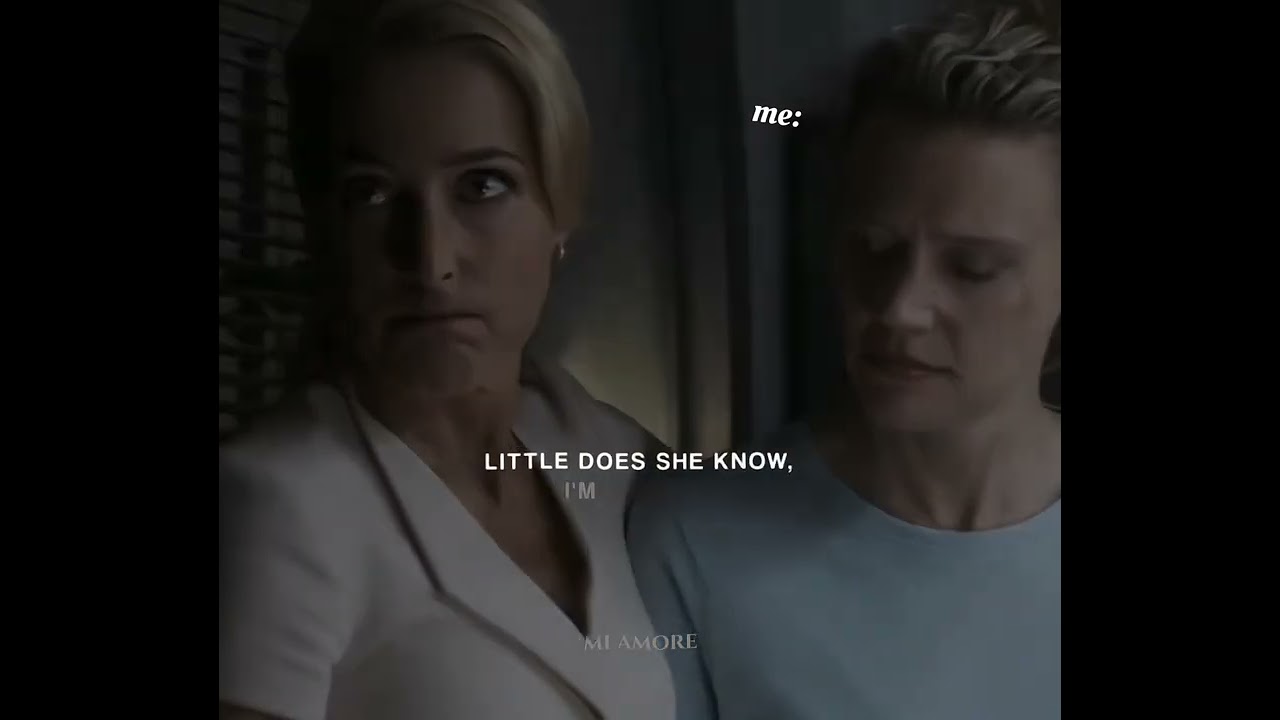 Introducing GILLIANE ANDERSON😩#gilliananderson #middleage #editor #actress