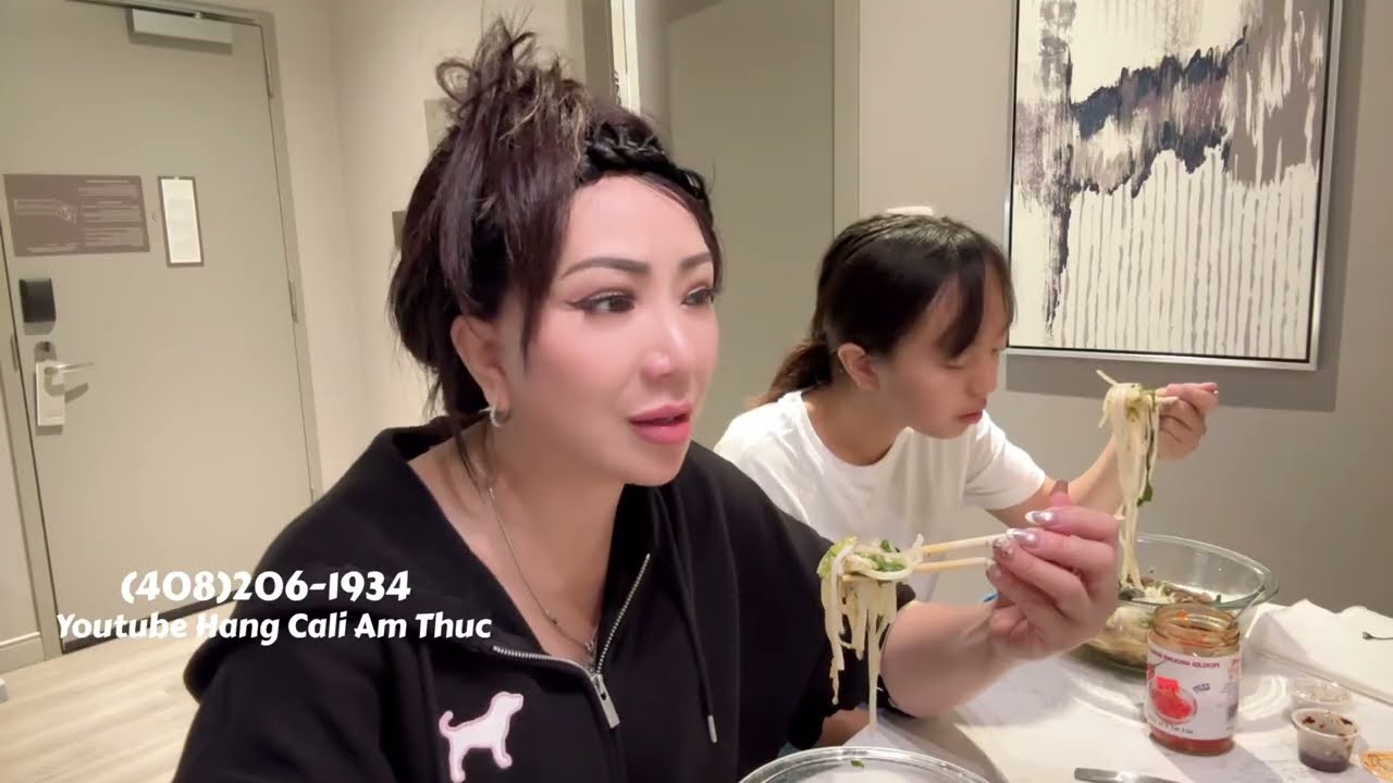 ĂN BÚN BÒ HUẾ VỚI CON GÁI RỒI CHIA TAY.