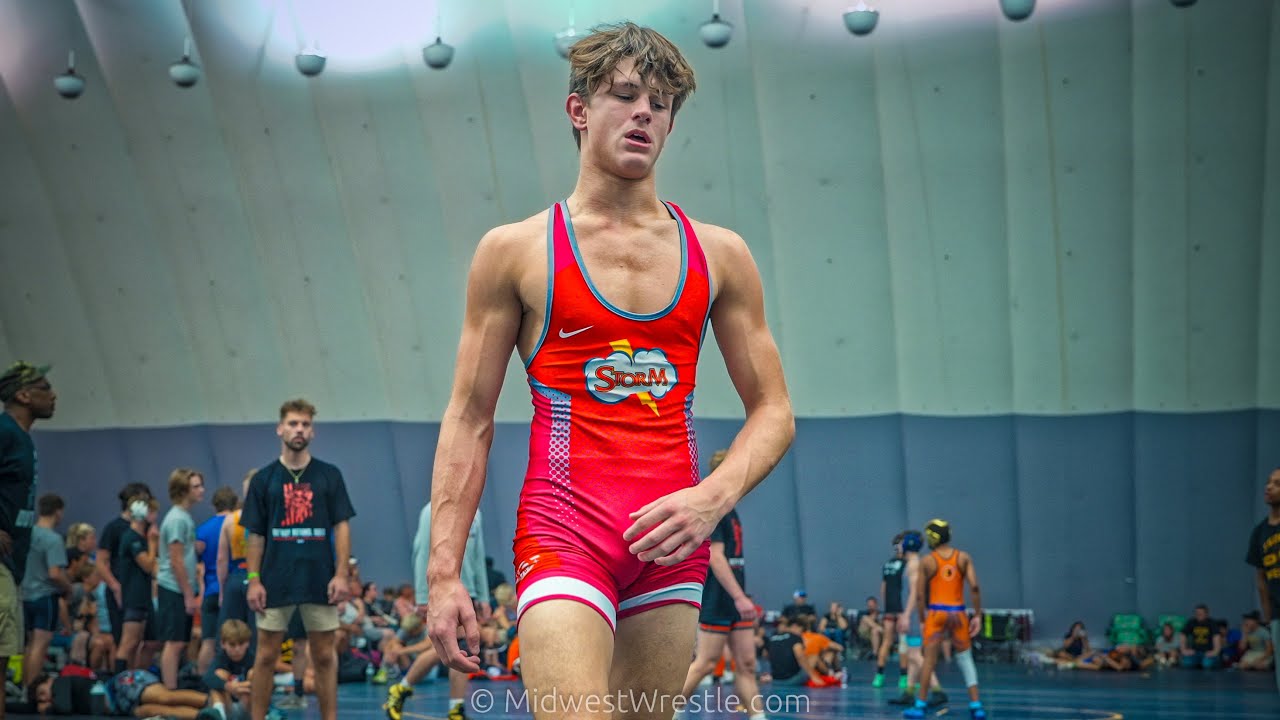 132 – Grant Howard {G} of Solid Tech IN vs. Christien Damewood {R} of Indiana Outlaws White IN