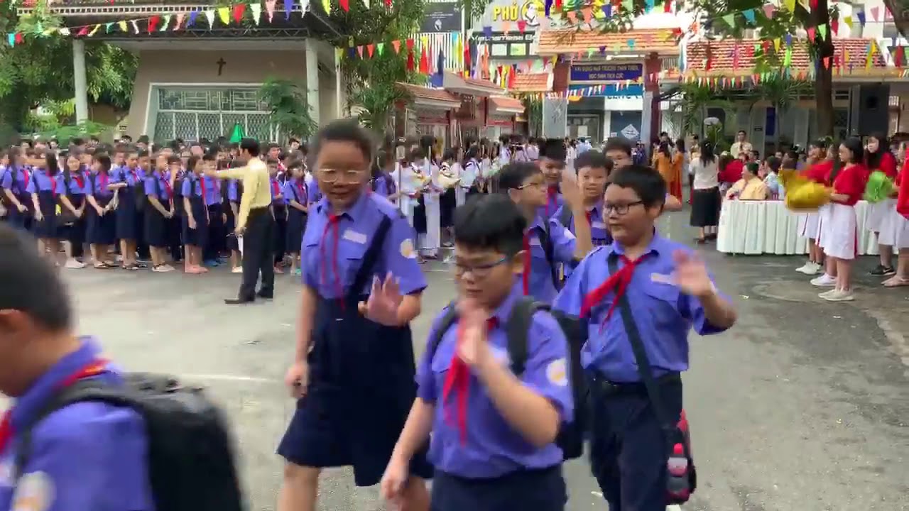 Khai giảng 5 9 2019 Trường Hai Bà Trưng Q 3