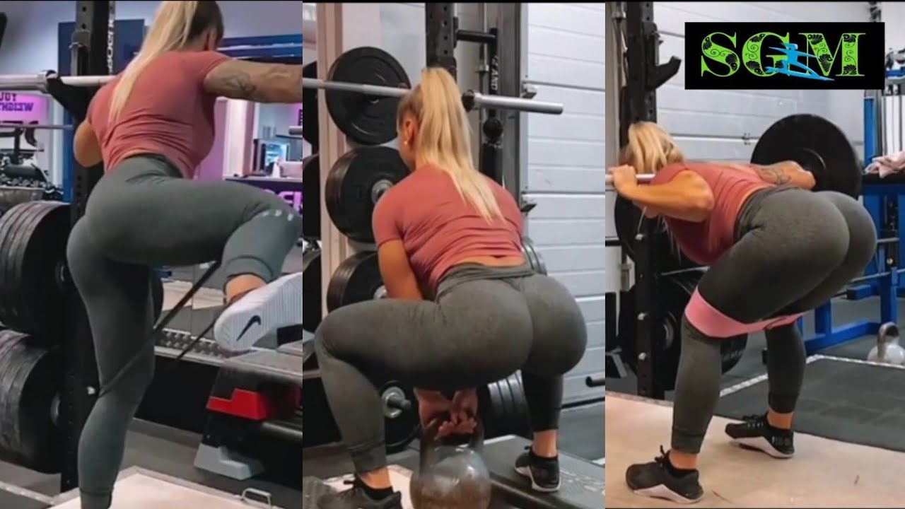 Norway CrossFit girl Suzanne Svanevik training glutes and legs.