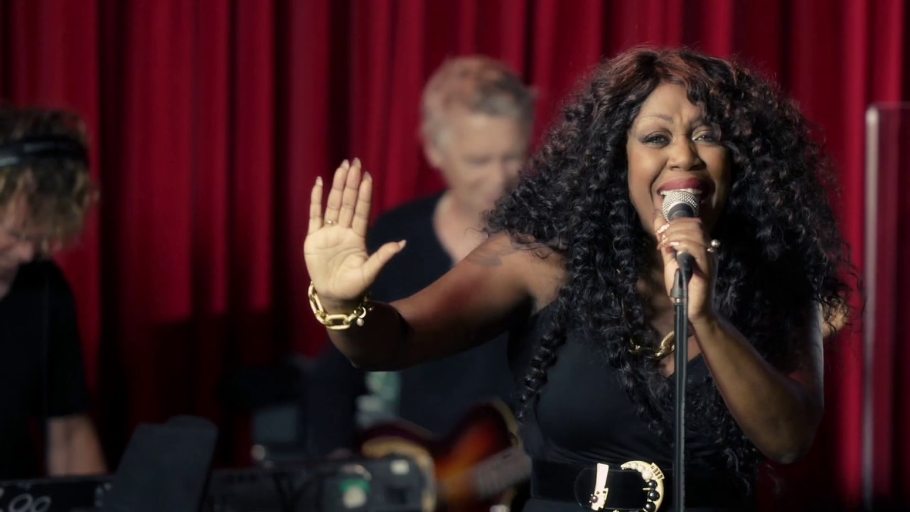 Berget Lewis - Whats Love Got To Do With It (live)