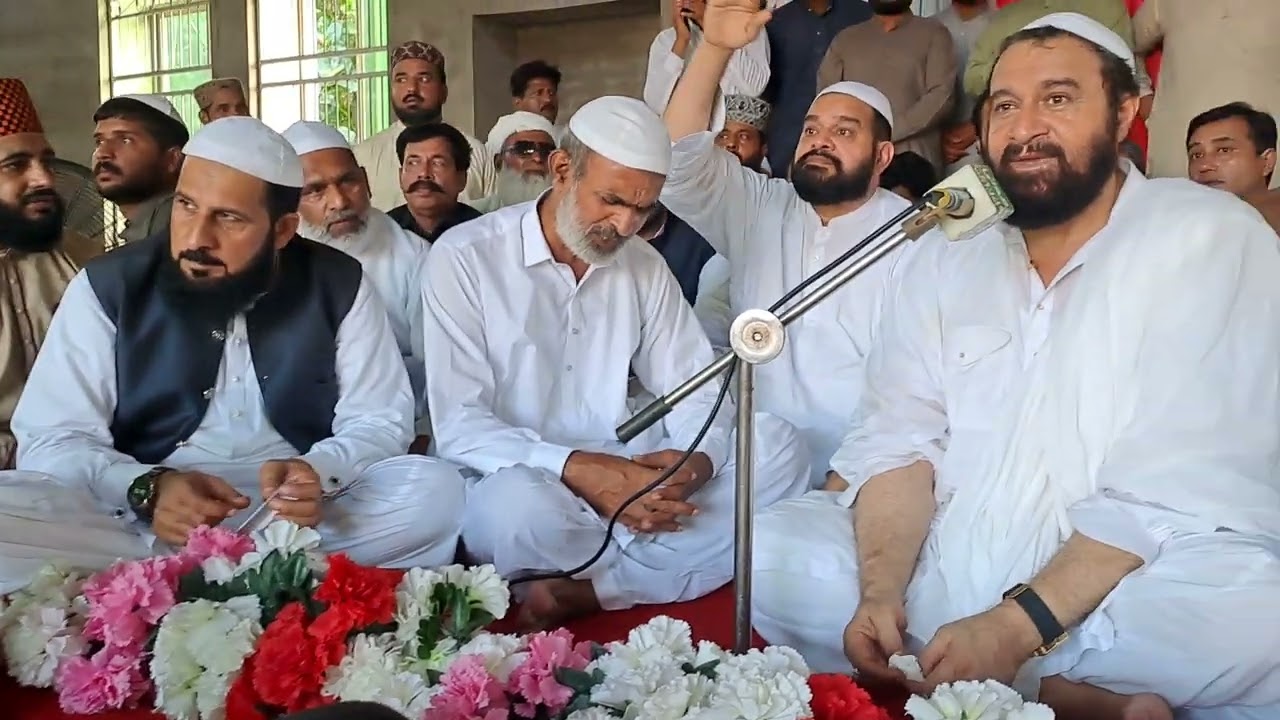 ختم چہلم شریف ڈیرہ چراغ آباد سالووال پیر سید سعید الحسن شاہ اپنی خوبصورت آواز میں بیان فرما رہے ہیں۔