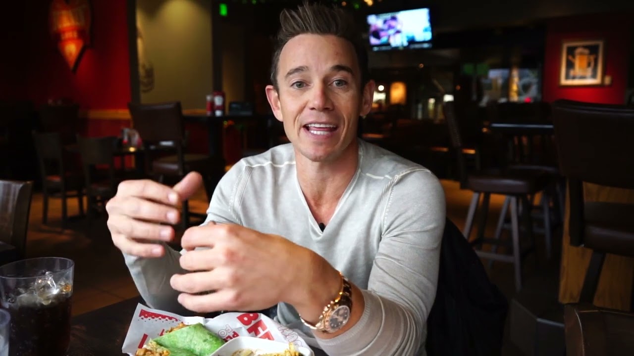 How I Started My Real Estate Career l From $3 Tips to 3,000 Flips
