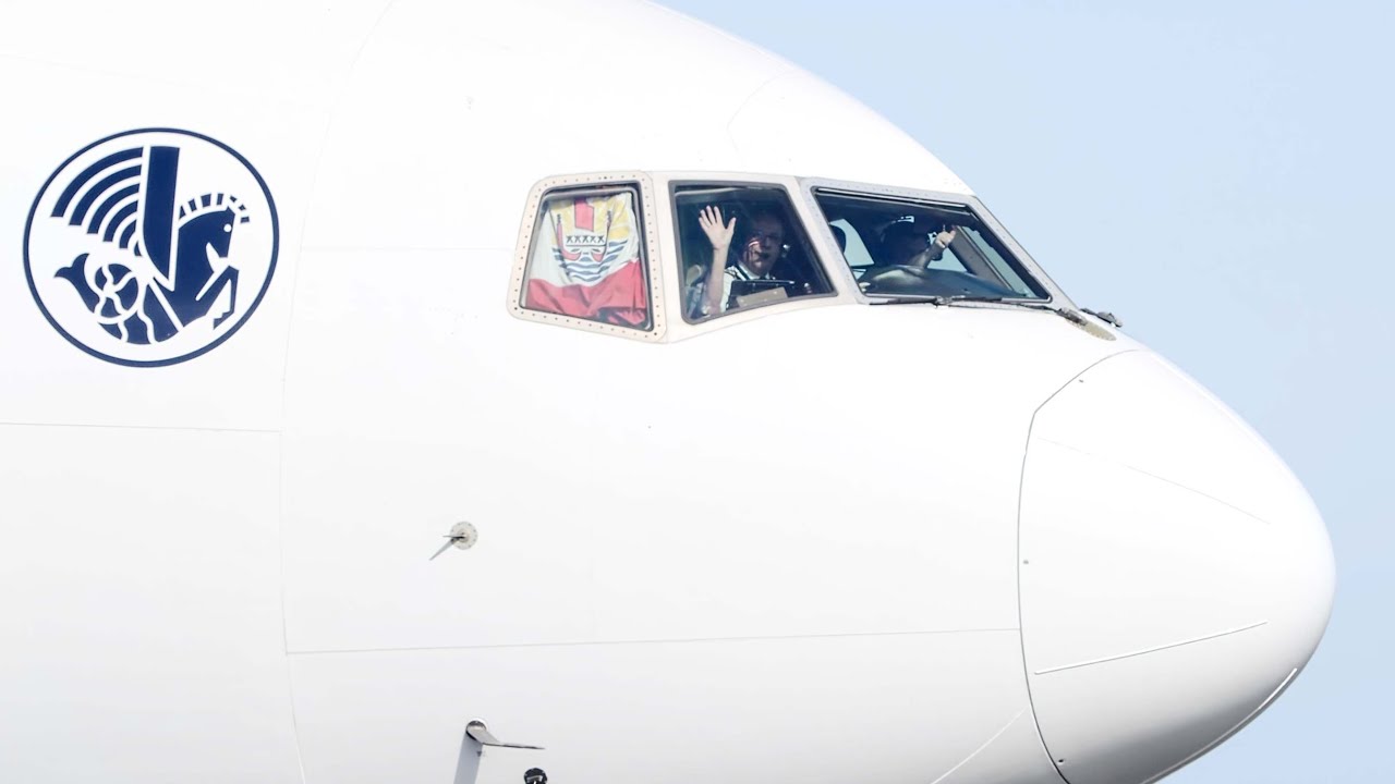 Air France AF077 from Papeete to Los Angeles: an emotional takeoff for Captain Jérôme