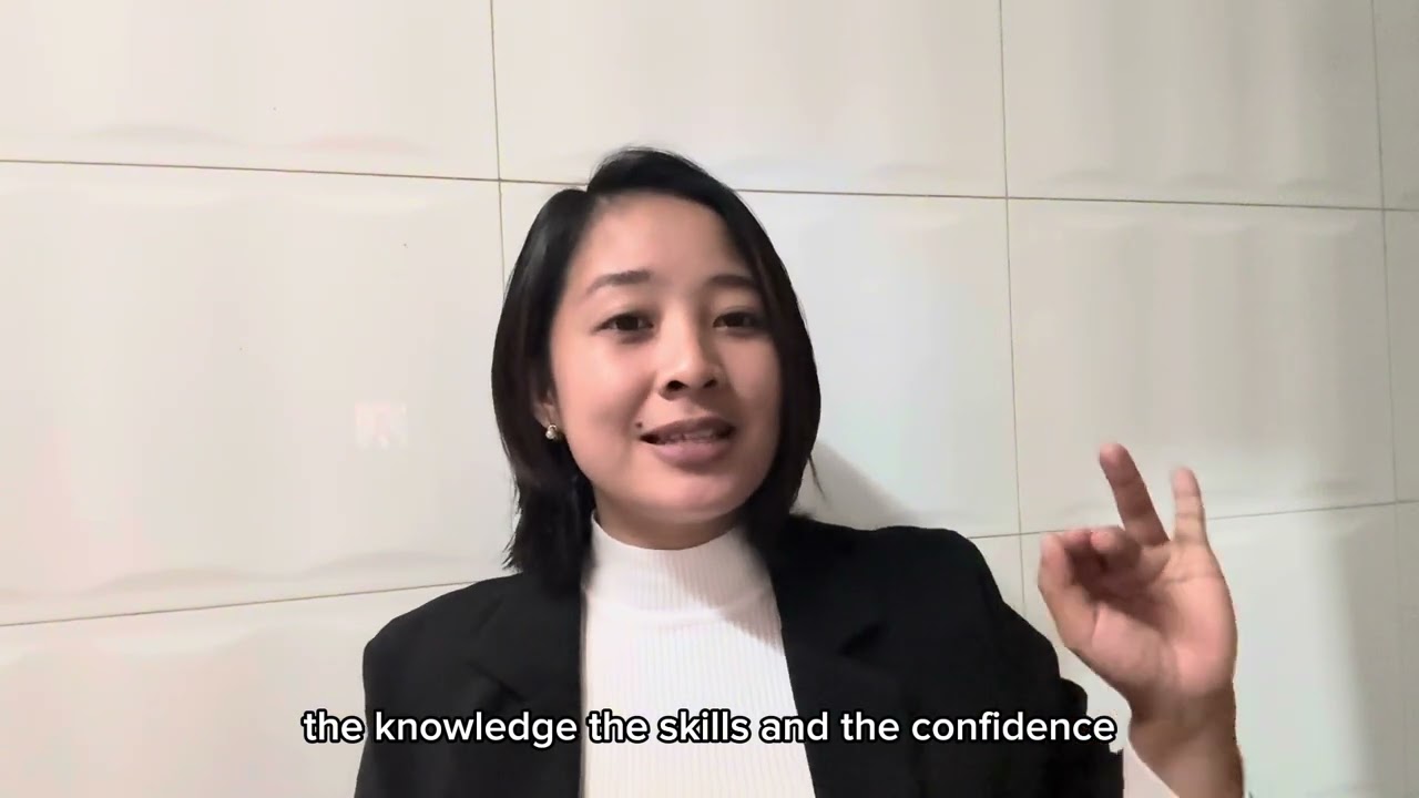 Short self-introduction with brief description of teaching philosophy.