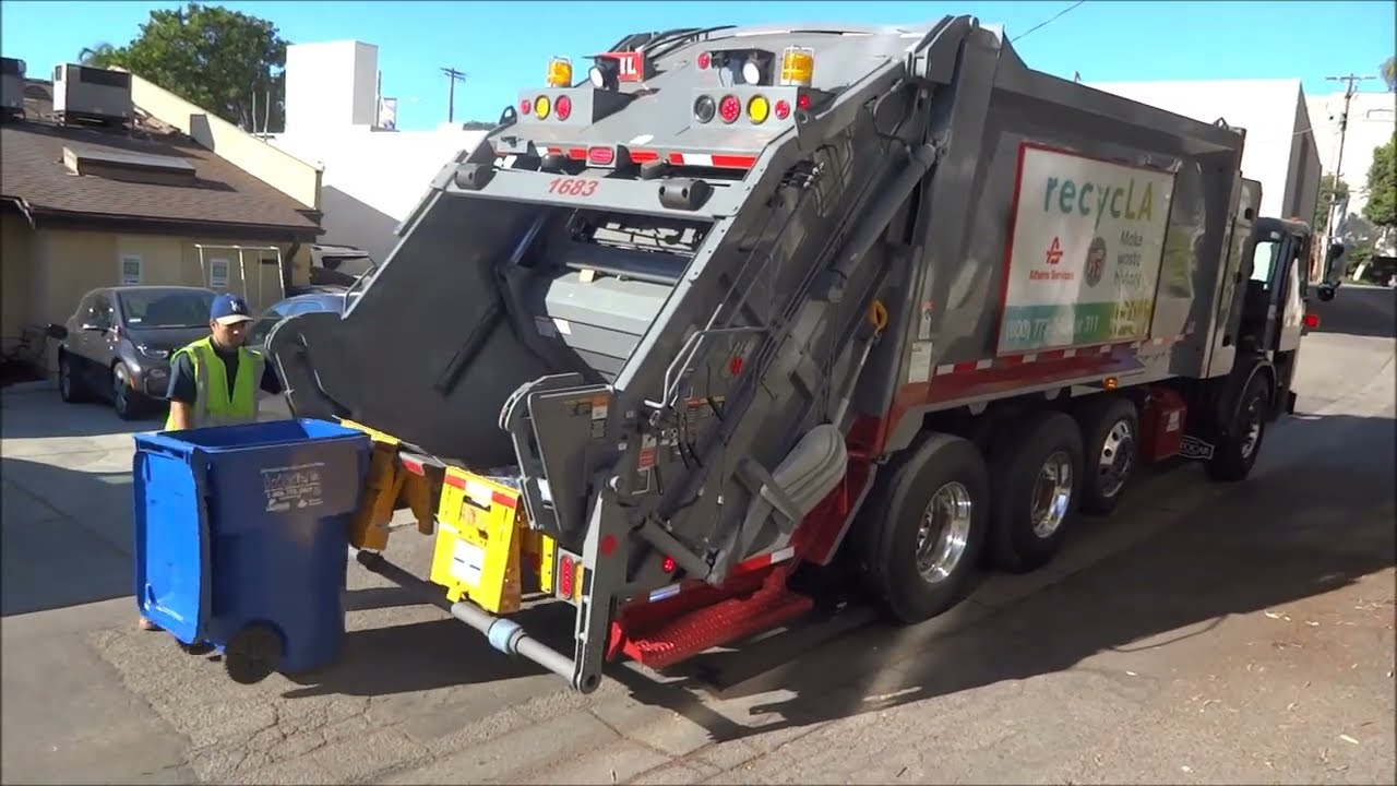 First Day On Route: Brand New Athens Heil Rear Loader on Carted Recycle