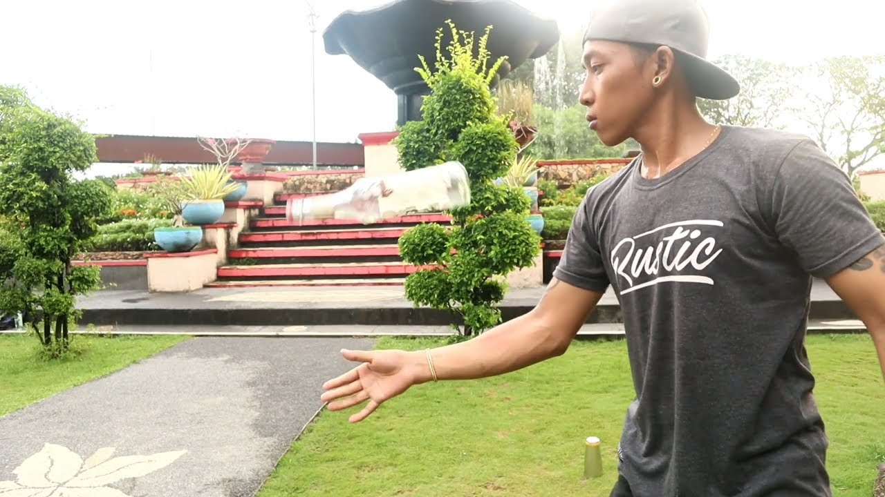 How To Flair 14 - ( Bartender Intermediate class ) Juggling Bottle