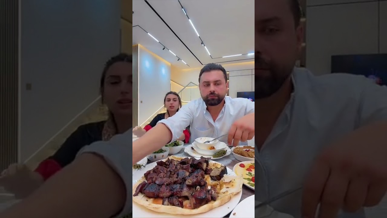 واخيرآ ريتشو وننوش اجواء عشانا مشاوي مع كباب باذنجان مشوي شي بيشهي 😋 جوع اخر الليل 😍